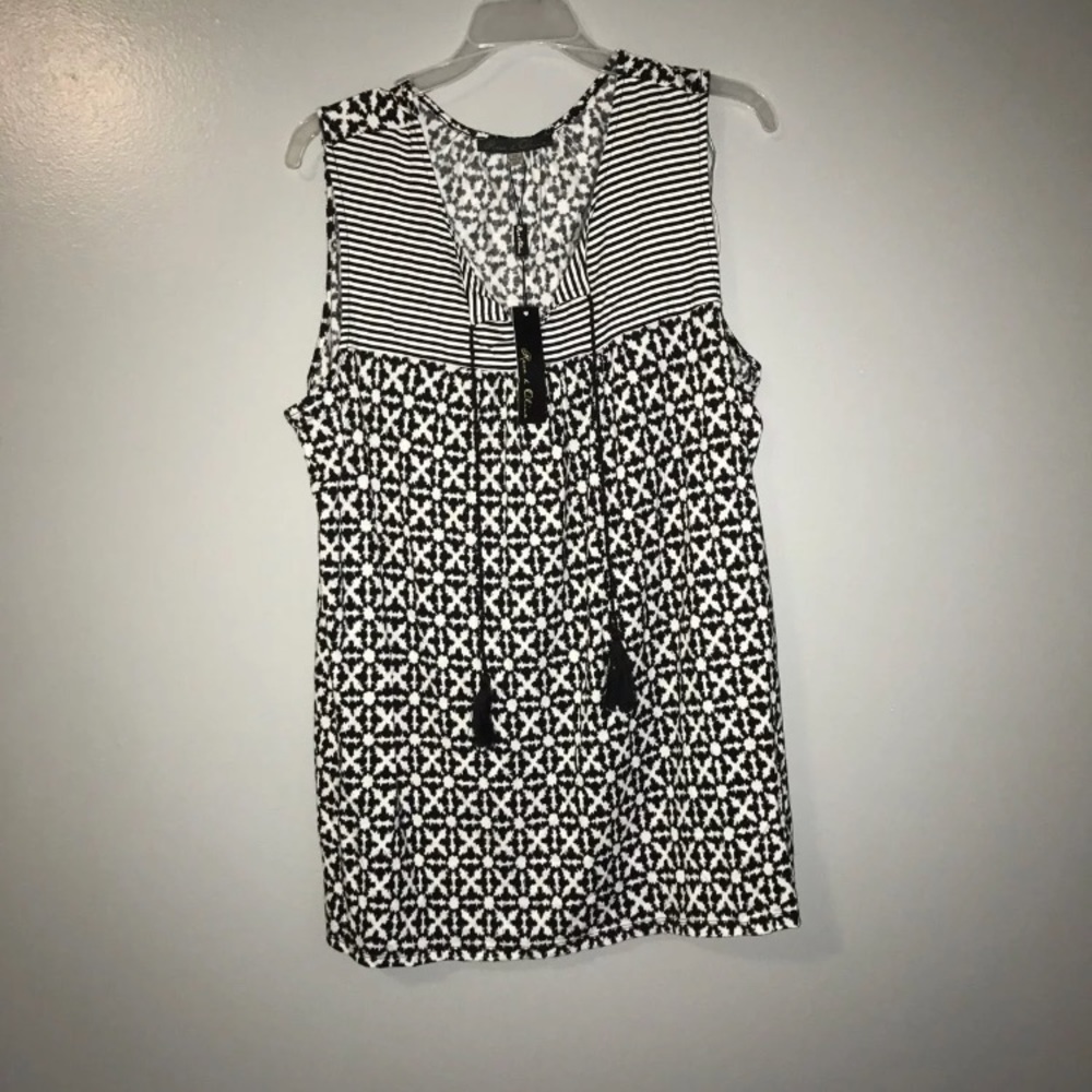 NWT black and white tank